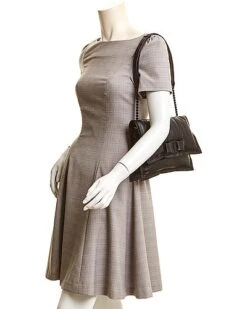 Salvatore Ferragamo Viva Bow Small Leather Shoulder Bag Women 6 Salvatore Ferragamo Viva Bow Small Leather Shoulder Bag Women -City Bag Corner 1160449617 RLLD 3